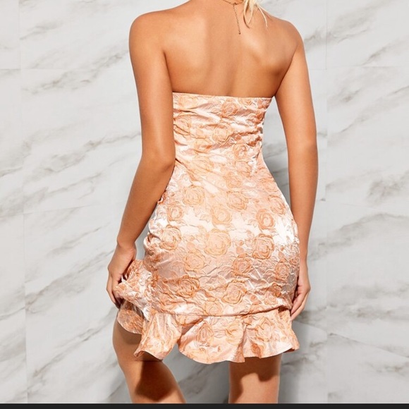 NWT FLORAL CORAL STRAPLESS DRESS SIZE MEDIUM - Picture 4 of 8